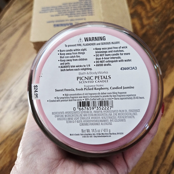 🛍BOGO 50% OFF 🍽💐🕯NWT‼️ Bath & Body Works "Picnic Petals" 3-wick Candle - Picture 9 of 10